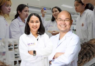 นักวิจัย ม.วลัยลักษณ์เจ๋ง เปลี่ยนทะลายปาล์มเหลือทิ้ง สู่สารชีวเคมีมูลค่าหลักล้าน